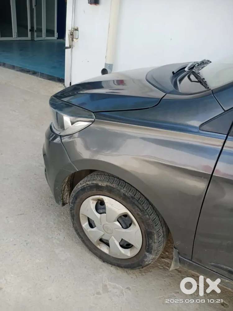 Tata Tiago Revotron 2022 Cng Manual