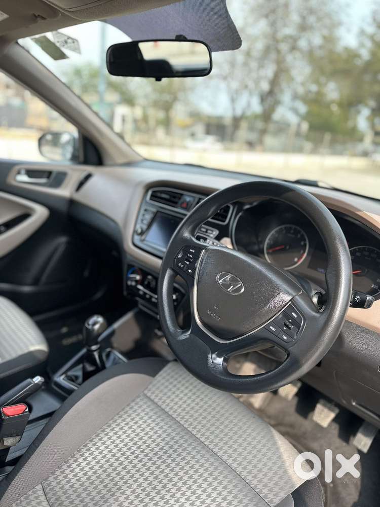 Hyundai I20 1.2 Sportz (o), 2019, Cng & Hybrids