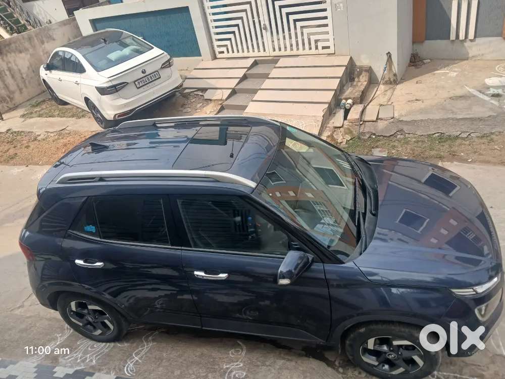 Hyundai Venue 2019 Petrol Well Maintained