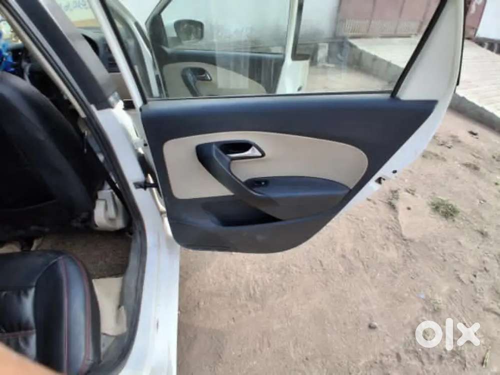 Volkswagen Polo 2012 Cng & Hybrids 116000 Km Drive