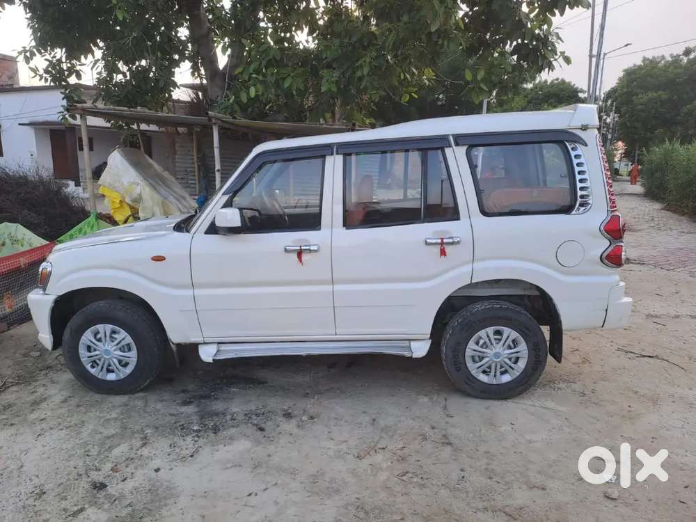 Mahindra Scorpio 2012 Diesel 200000 Km Driven