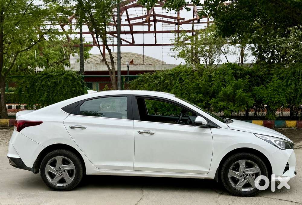 Hyundai Verna 1.5 Sx Petrol Mt, 2022, Petrol