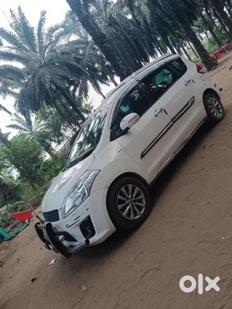 Maruti Suzuki Ertiga 2014 Diesel 180000 Km Driven