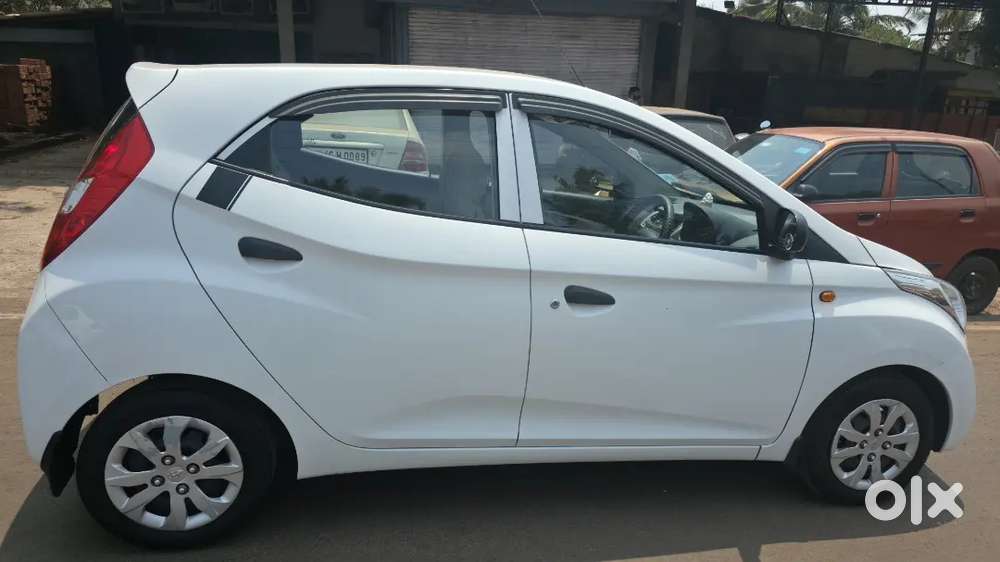 Hyundai Eon 2017 Petrol 60000 Km Driven