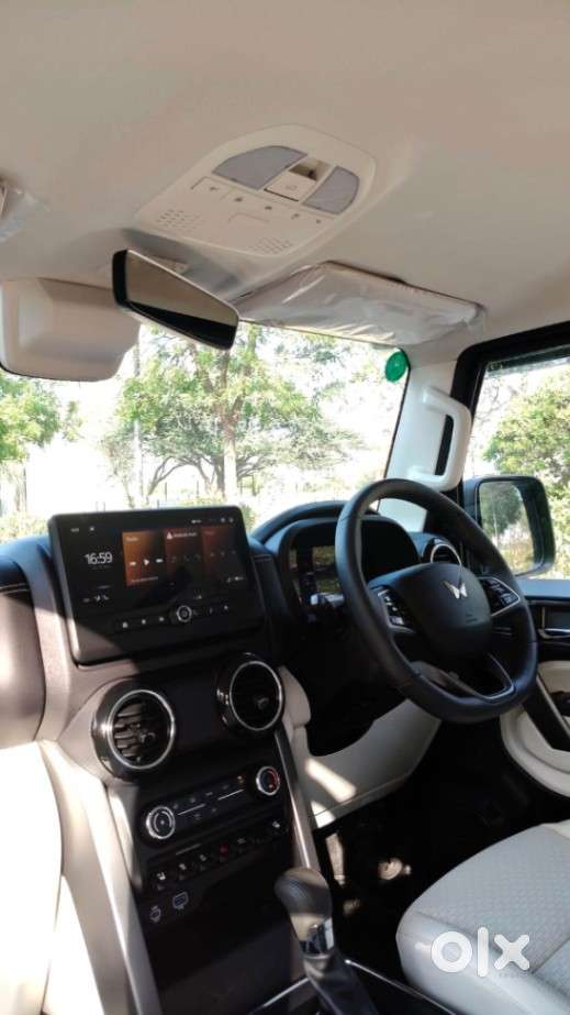 Mahindra Thar Roxx Ax7l Rwd At, 2025, Petrol