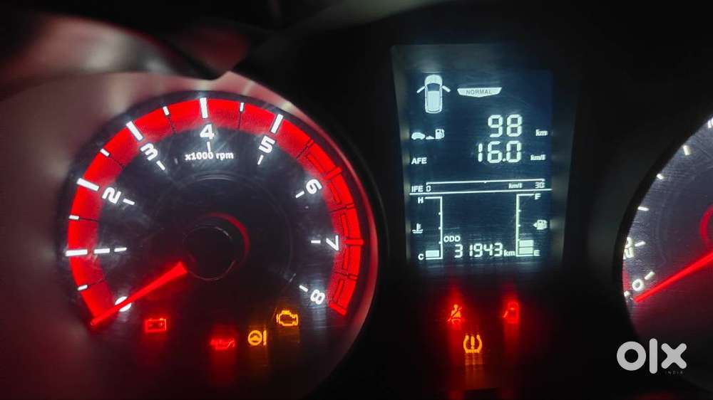 Mahindra Xuv300 2022 Petrol 38000 Km Driven