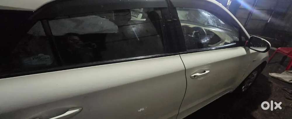 Hyundai I20 Magna Petrol 2015