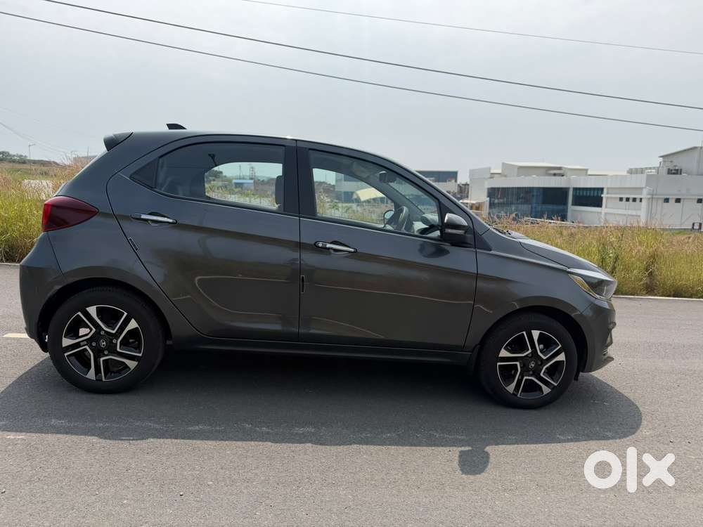Tata Tiago 1.05 Revotorq Xz, 2025, Petrol