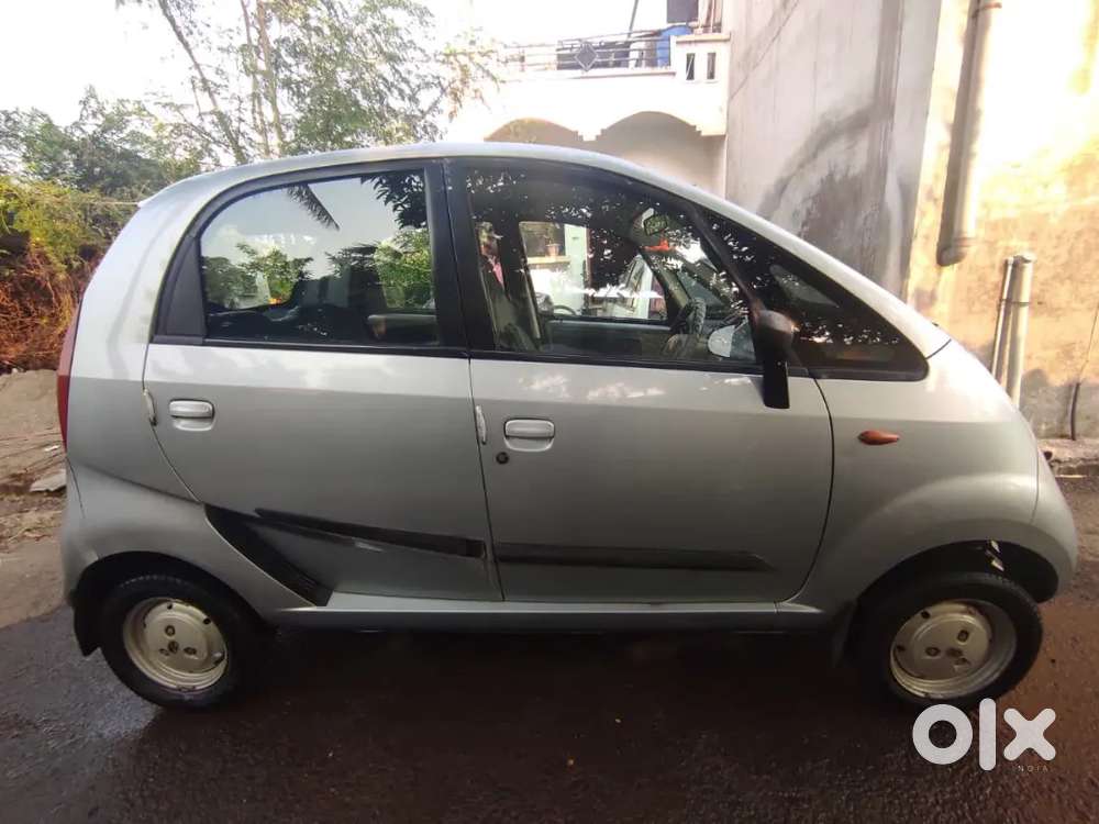 * Tata Nano Lx 2011