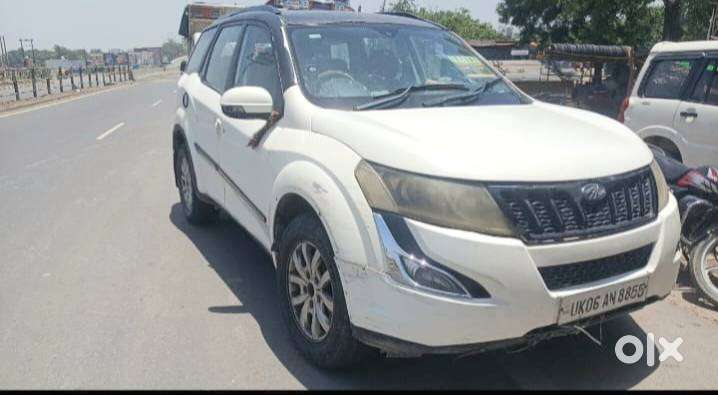 Xuv 500 W6 Model 2017 Good Condition And Uk No