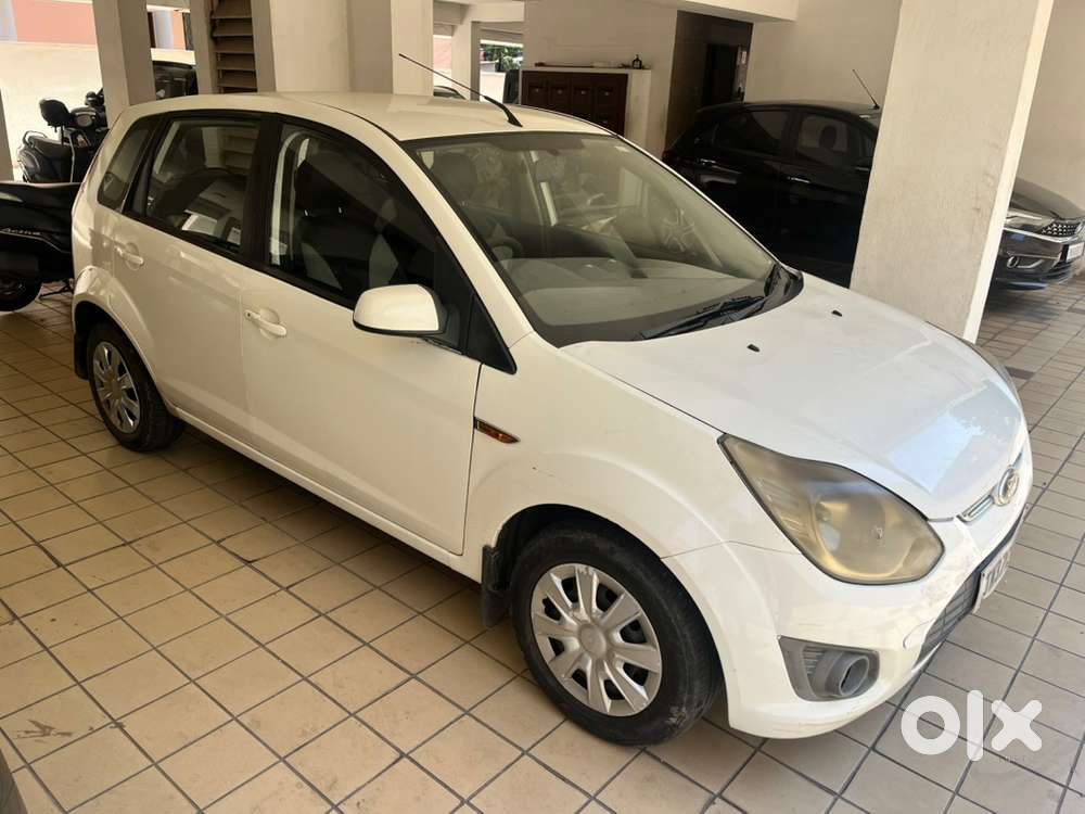 Ford Figo Petrol 2013
