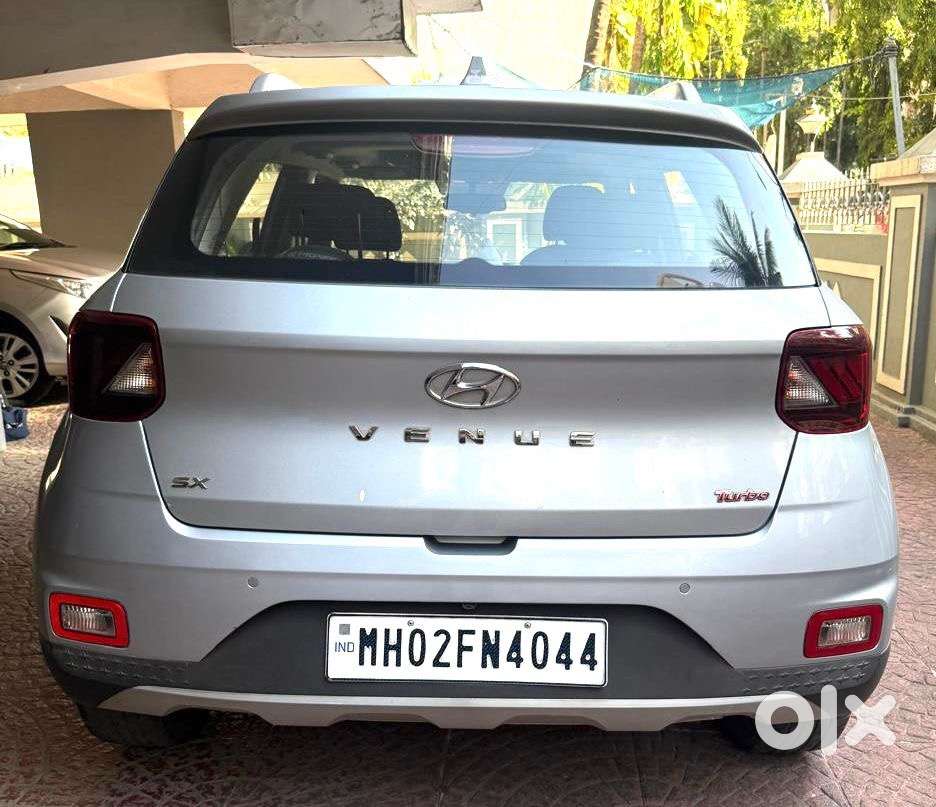Hyundai Venue Petrol 2021