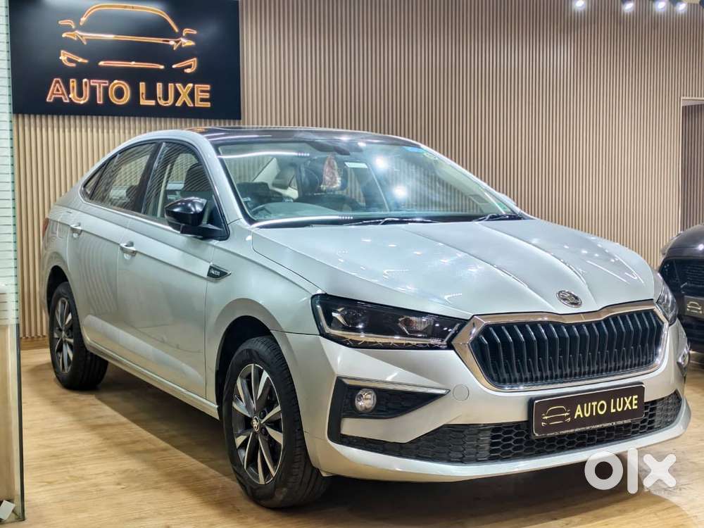 Skoda Slavia 1.0 Tsi Style At, 2023, Petrol