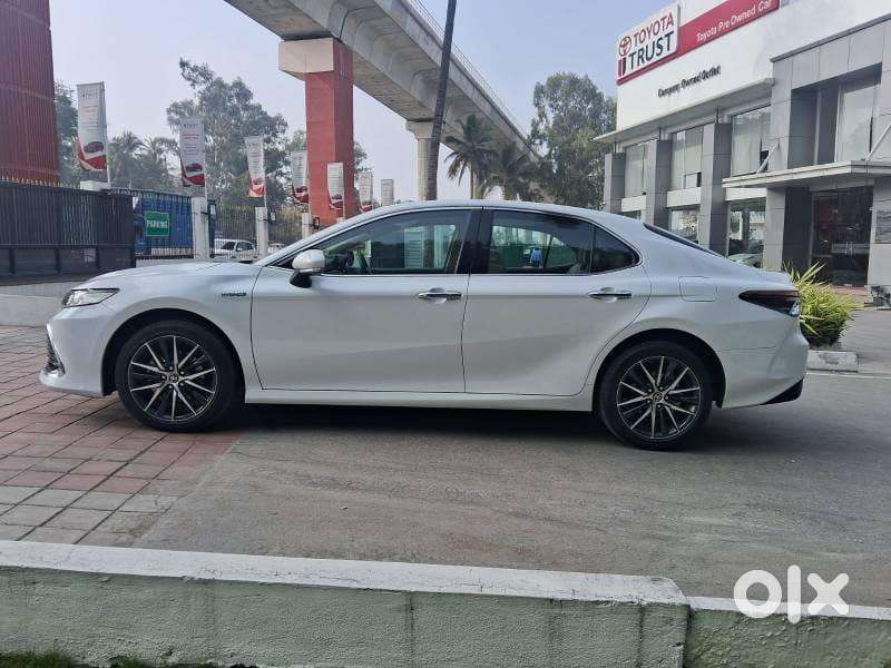 Toyota Camry 2.5 Hybrid, 2024, Petrol