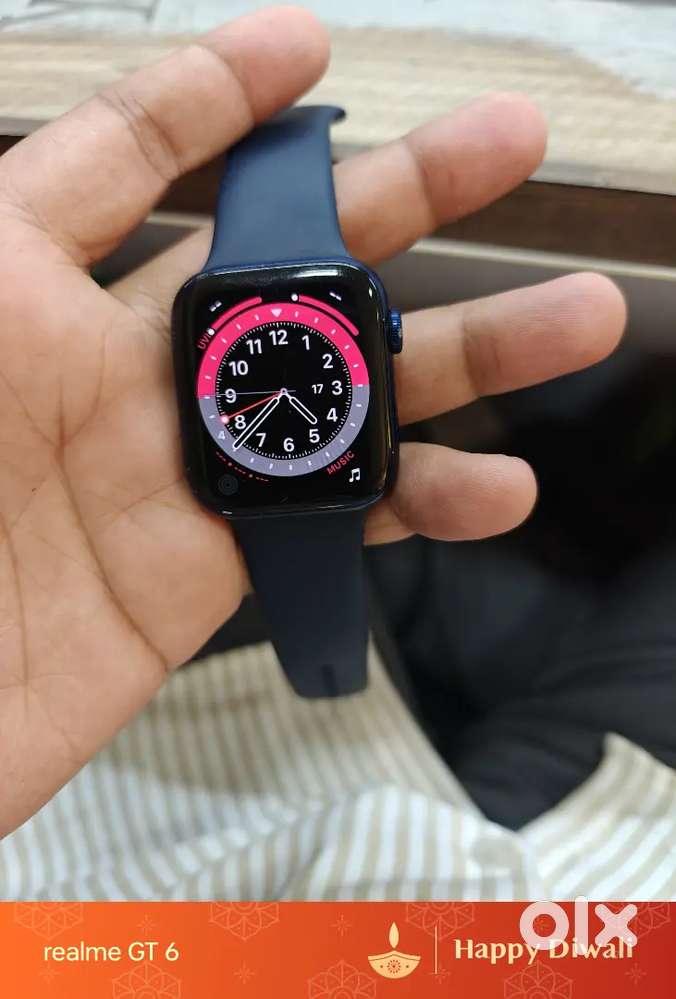 APPLE WATCH SERIES 44 MM GPS LTE IN USED CONDITION WITH