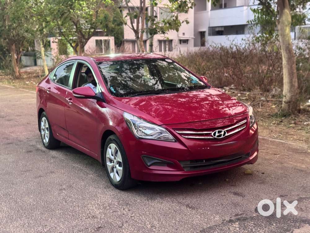 Hyundai Verna Petrol 2015