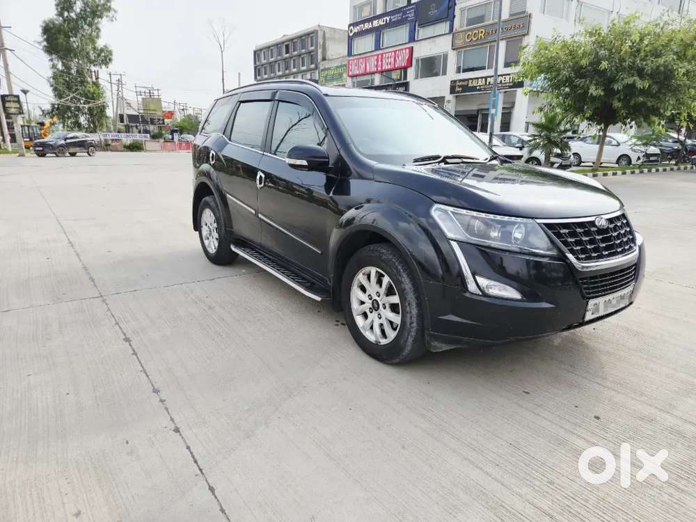 Mahindra Xuv500 W9  2018 Owner-1