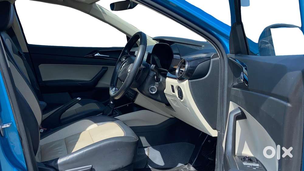 Skoda Slavia 1.0 Tsi Style At, 2022, Petrol