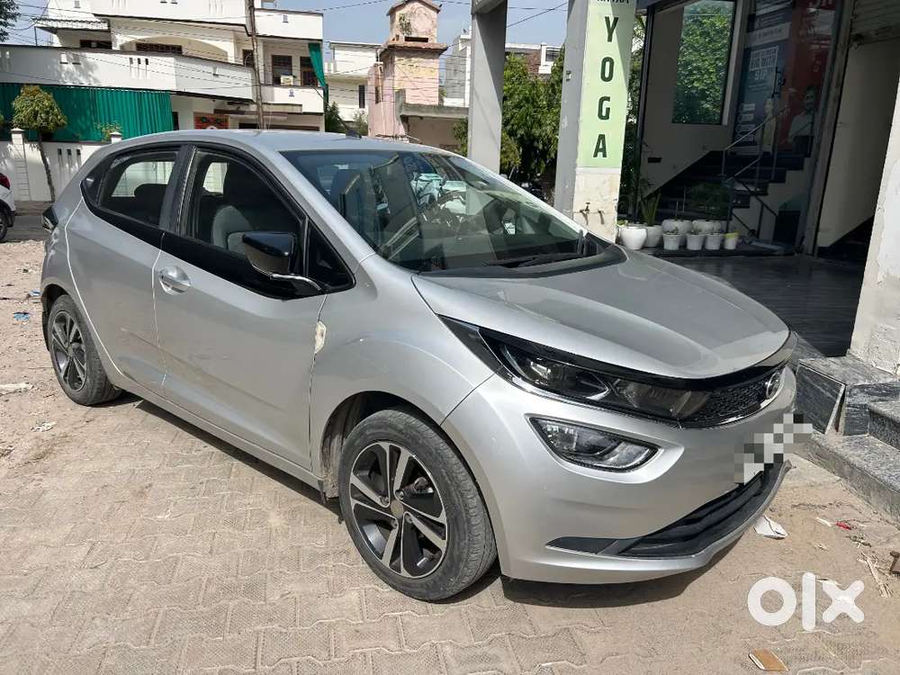 Tata Altroz Xz Petrol Top Model