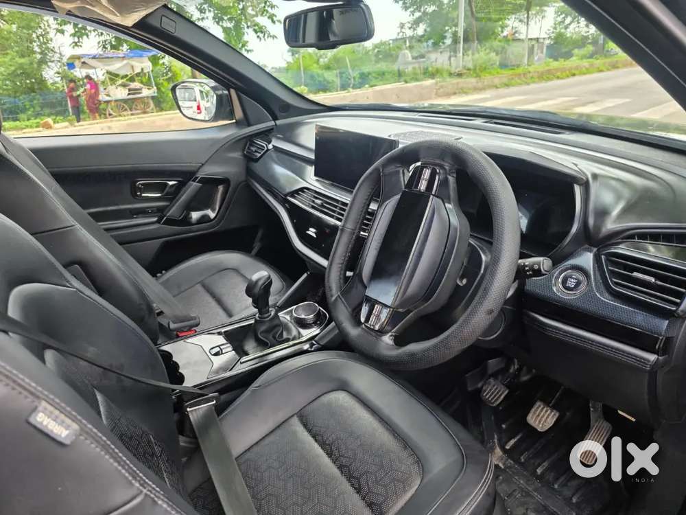 Tata Safari 7s 2024 Top End Model Push Start Button Sunroof Full Top