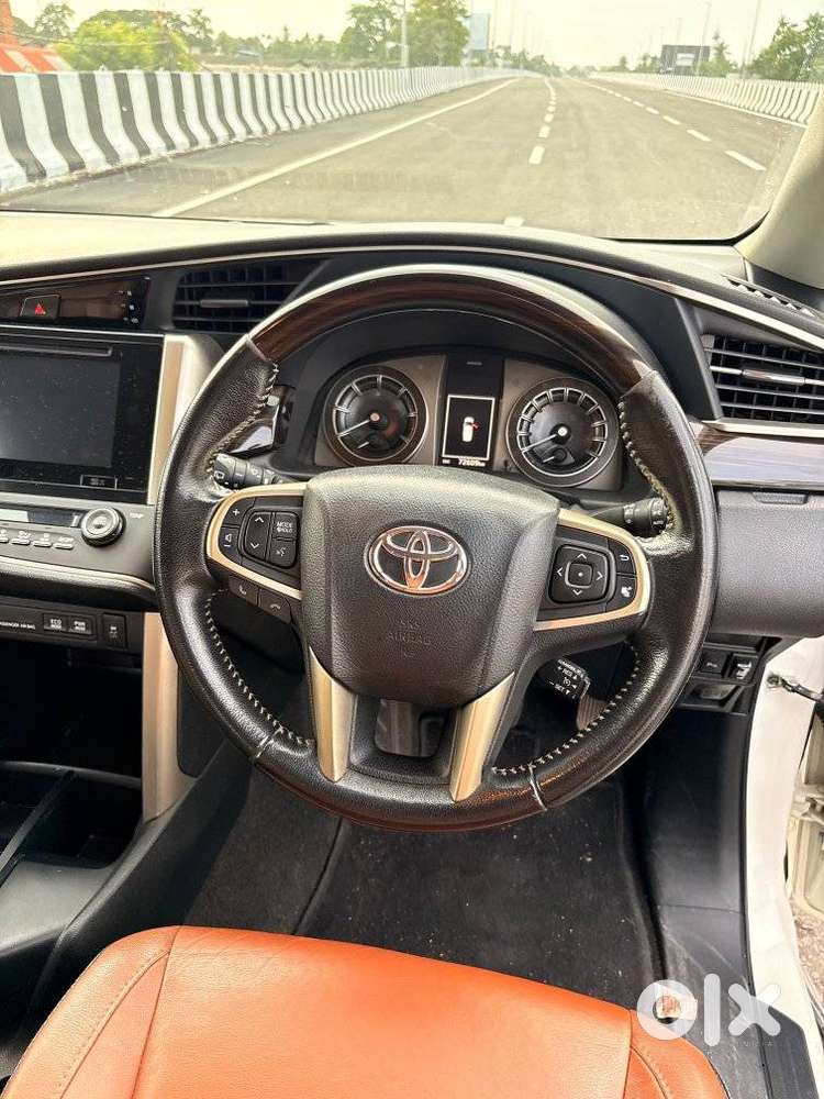 Toyota Innova Crysta 2.8 Z, 2018, Diesel