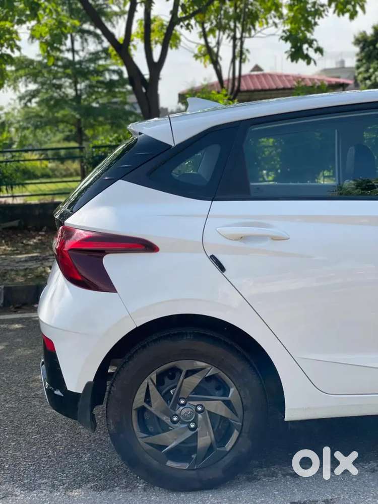 Hyundai New I20 2024 Petrol 8698 Km Driven