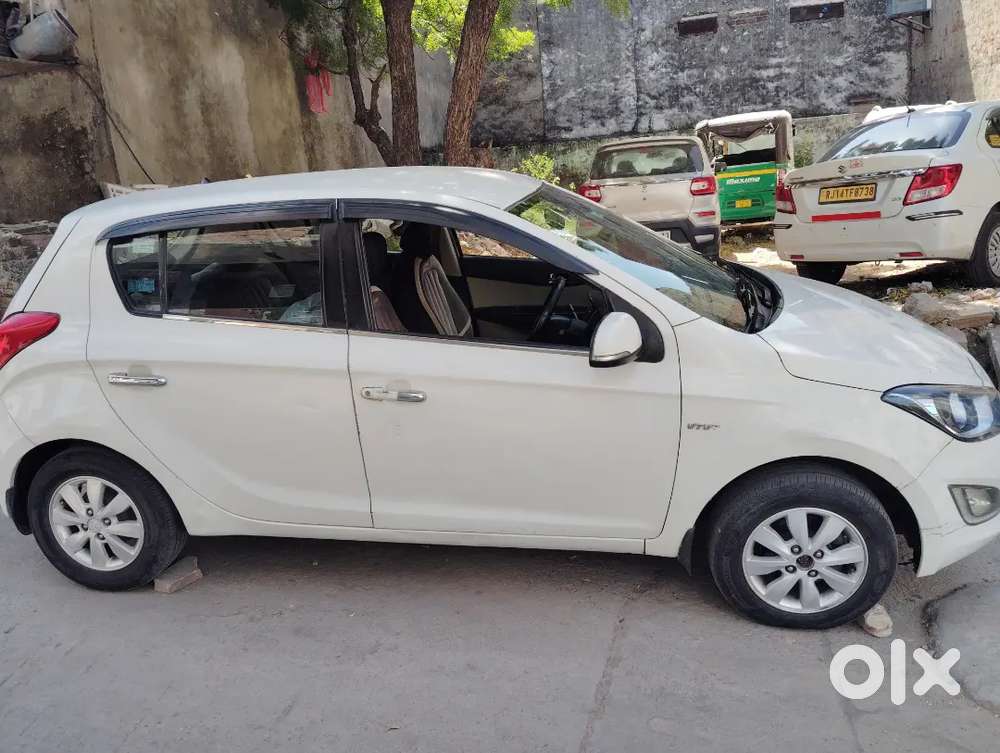 Hyundai I20 Sportz Abs 2013