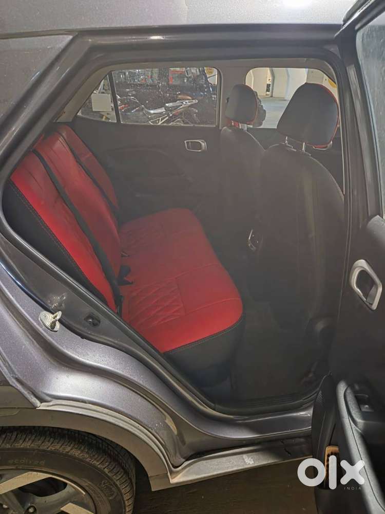 Hyundai Venue 2019 Petrol Well Maintained