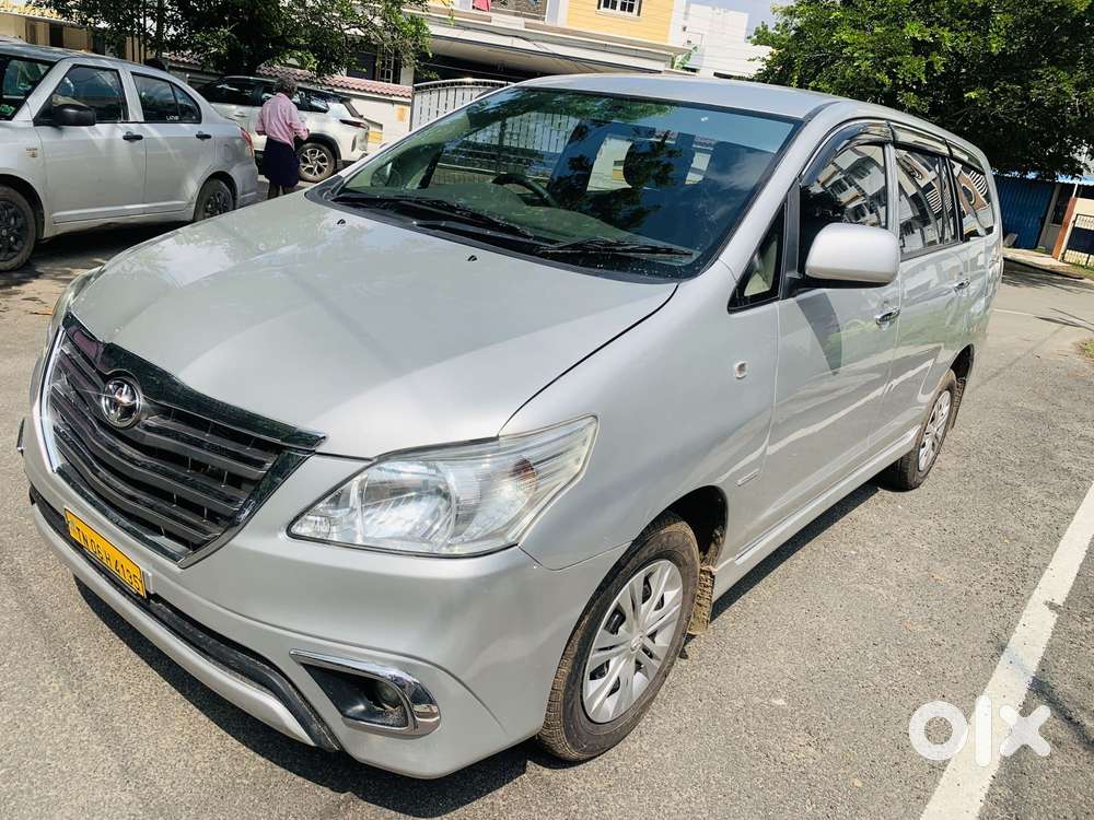 Toyota Innova 2.5 G (diesel) 8 Seater, 2012, Diesel