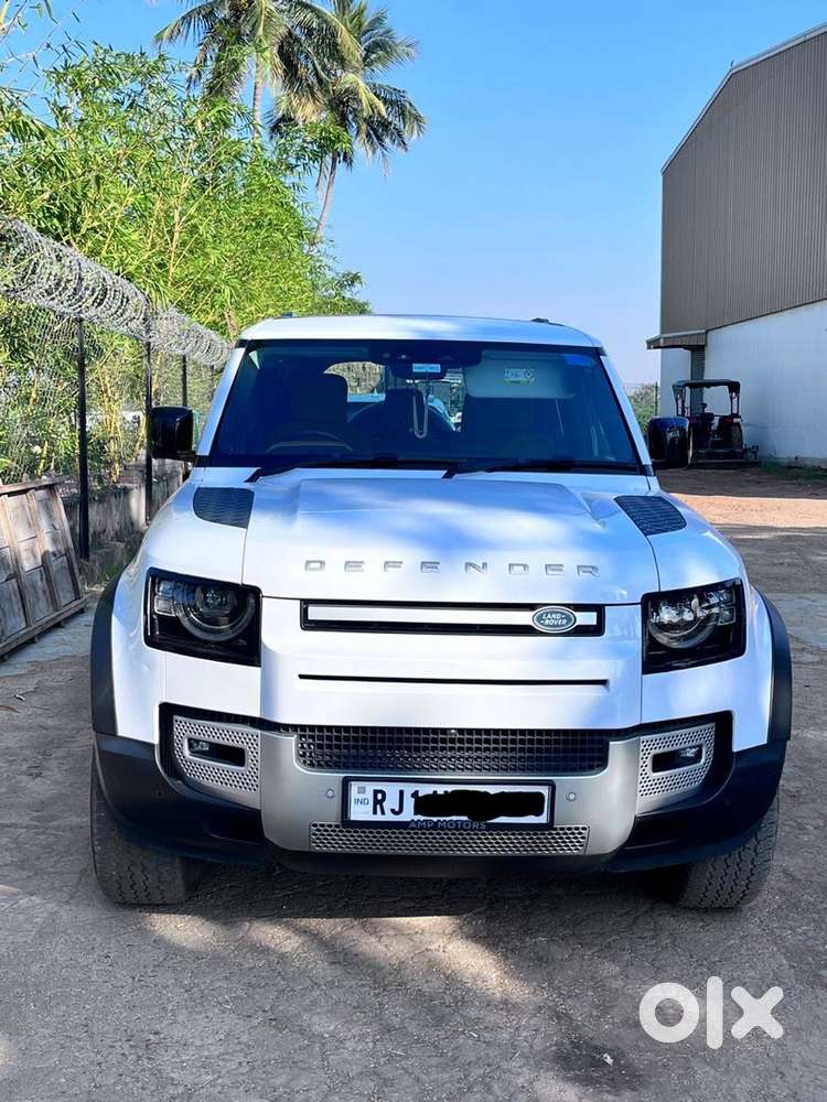 Land Rover Defender 2024 Km Driven