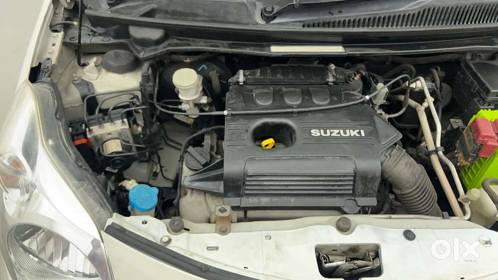 Maruti Suzuki A-star 1.0 Zxi, 2013, Petrol