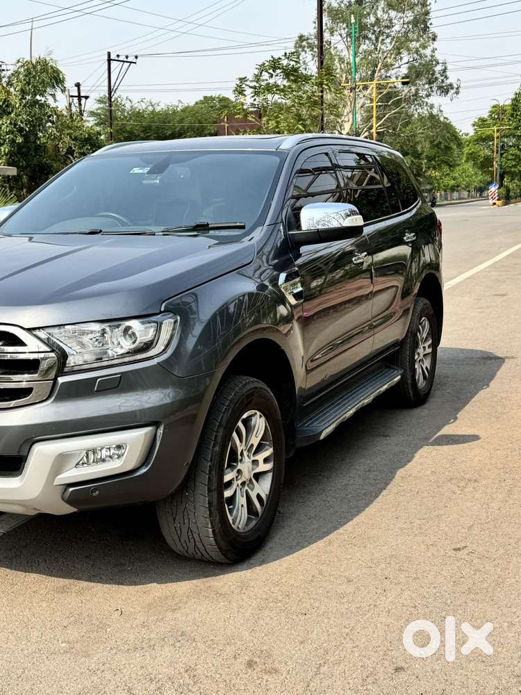 Ford Endeavour 3.2 Titanium 4x4 At, 2016, Diesel