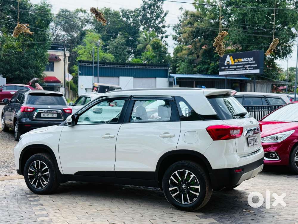 Toyota Urban Cruiser 1.5 Premium Grade Dual Tone Mt, 2022, Petrol