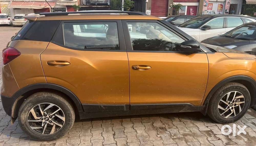 Mahindra Xuv300 W8 Option, 2024, Petrol