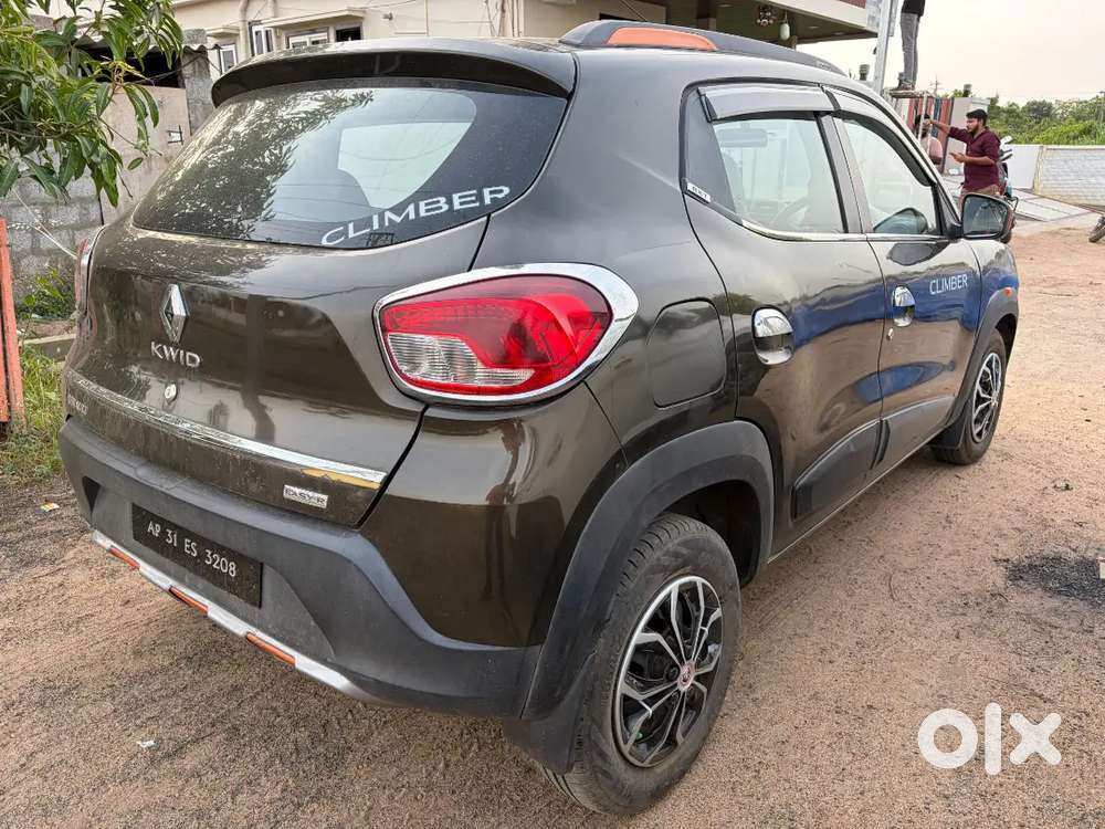 Renault Kwid 2018 Petrol Well Maintained