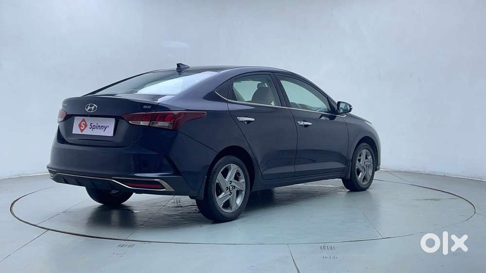 Hyundai Verna 1.5 Sx Ivt, 2022, Petrol