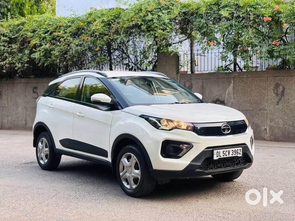 Tata Nexon 1.2 Revotron Xma, 2023, Petrol