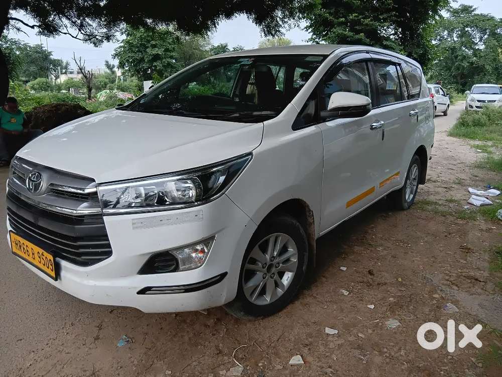 Toyota Innova Crystal 2019