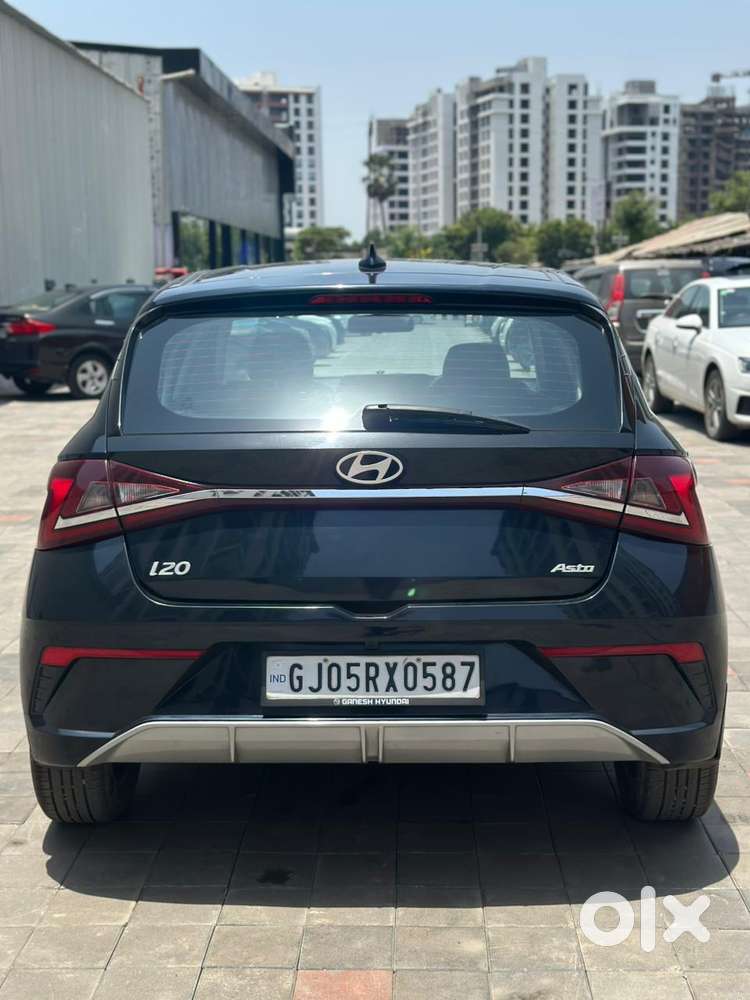 Hyundai I20 Asta (o) 1.2 Mt, 2024, Petrol