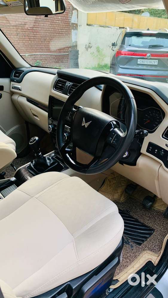 Mahindra Scorpio Classic 2.2 S 11 Mt 7 Str, 2023, Diesel