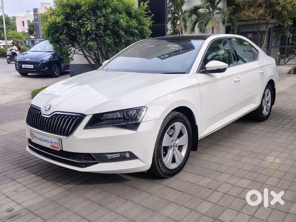 Skoda Superb [ ] 1.8 Style Tsi At, 2016, Petrol