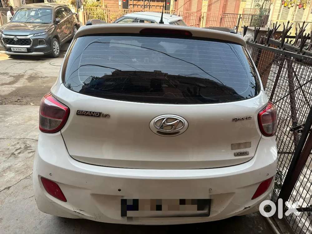 Hyundai Grand I10 Sportz 2016 Car
