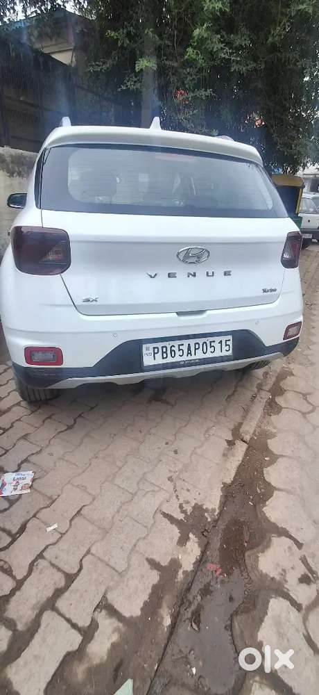Hyundai Venue 1.0 2021 Automatic Sunroof All Service Company End Pls M
