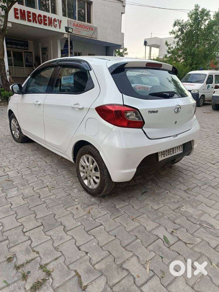 Tata Tiago 1.05 Revotorq Xz, 2018, Petrol