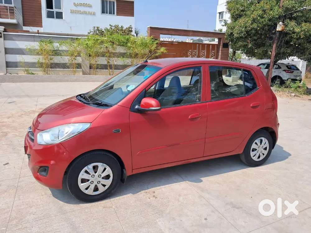Hyundai I10 Sportz Petrol 2012