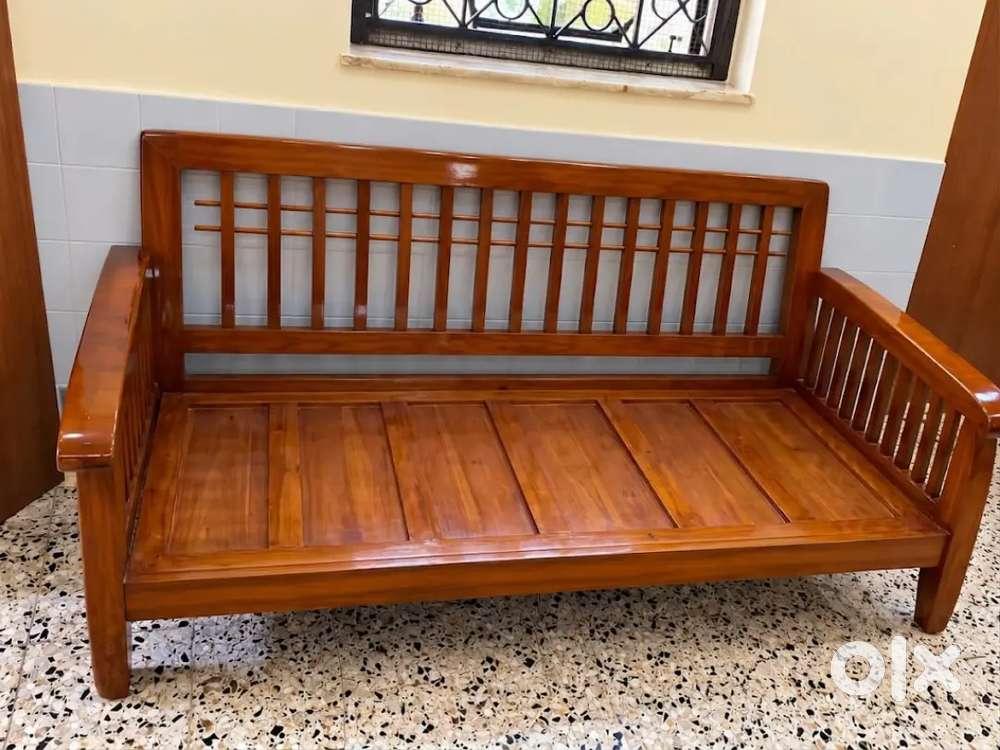 Good condition sofa set for urgent sale