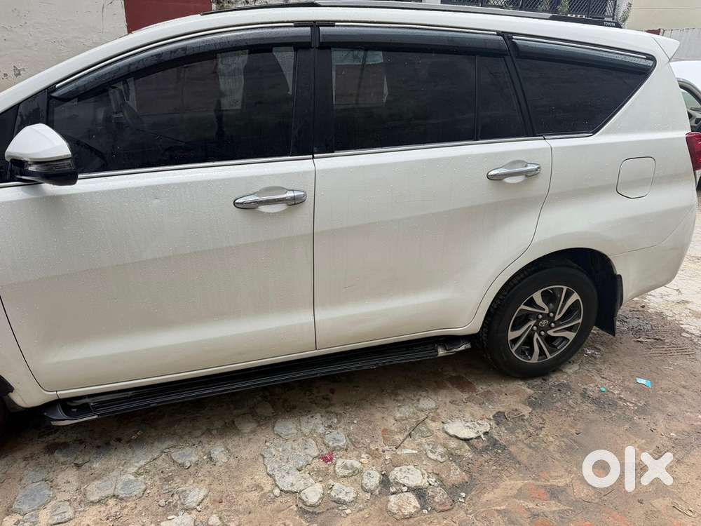 Toyota Innova Crysta 2022 Diesel Last