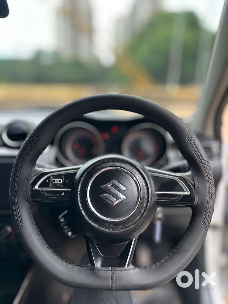 Maruti Suzuki Swift Vxi + Manual, 2021, Petrol
