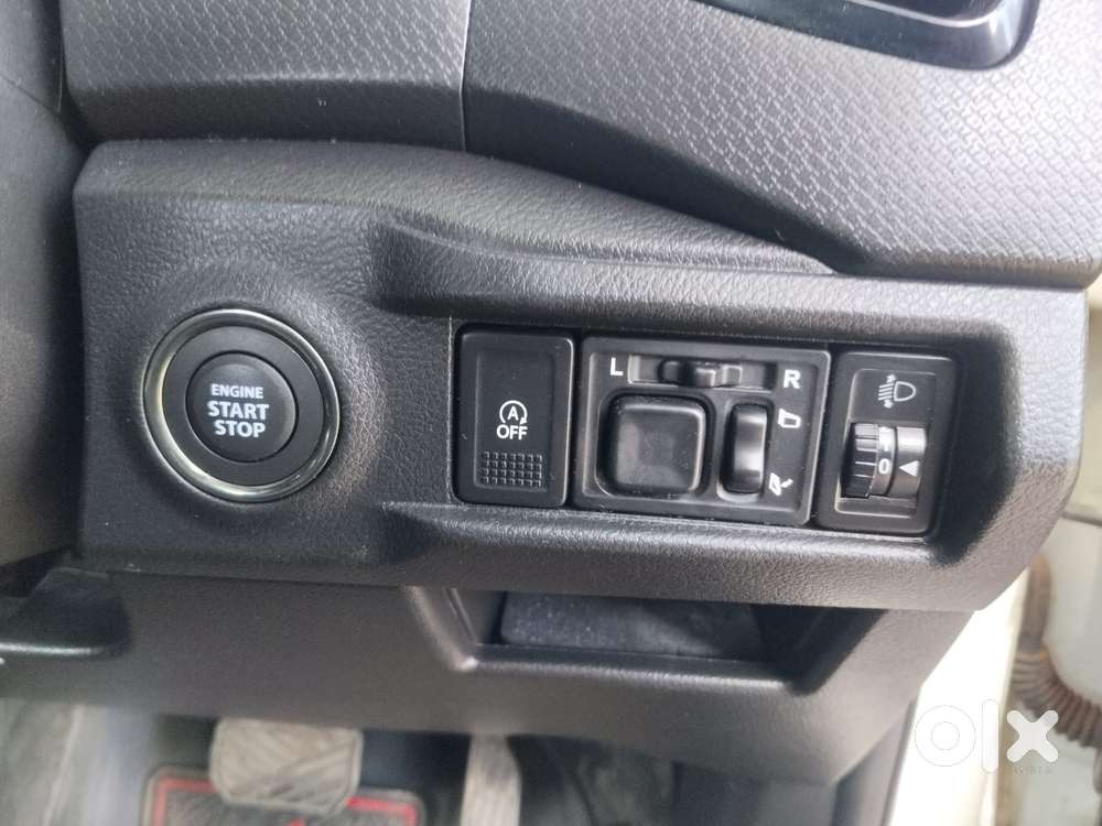 Maruti Suzuki Vitara Brezza Zxi + At, 2022, Petrol