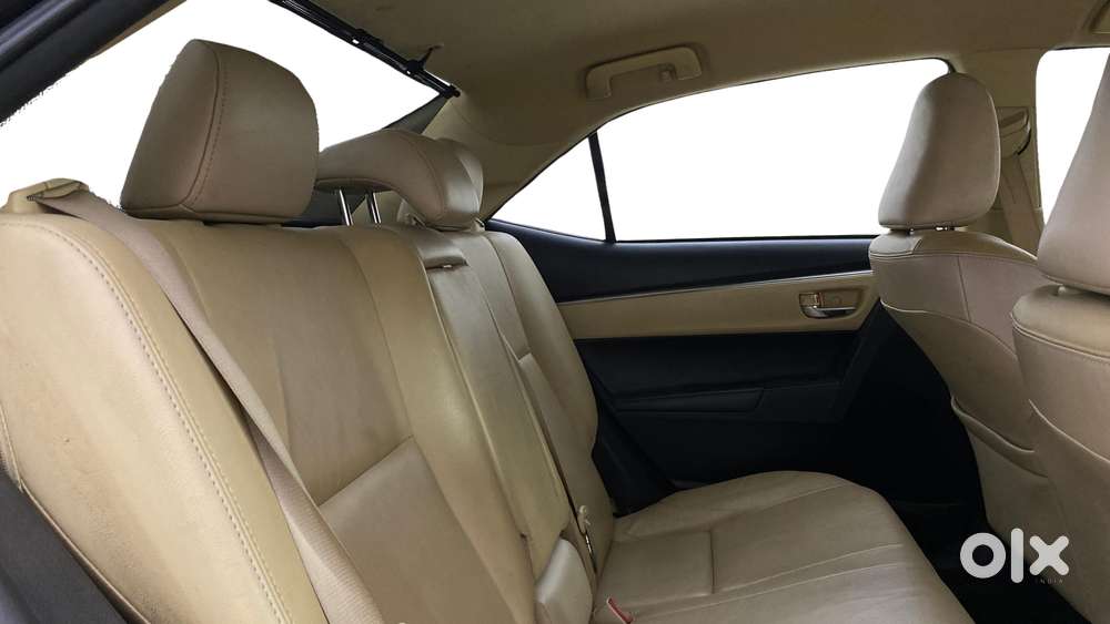 Toyota Corolla Altis 1.8 Gl, 2017, Petrol